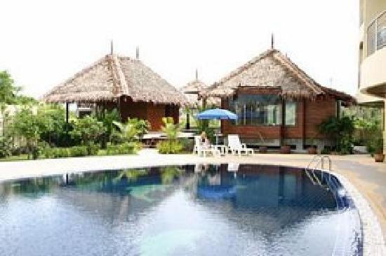 Chaweng Lakeview Condotel Koh Samui Exterior photo