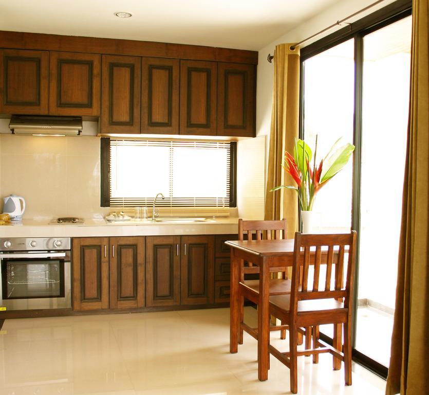 Chaweng Lakeview Condotel Koh Samui Exterior photo