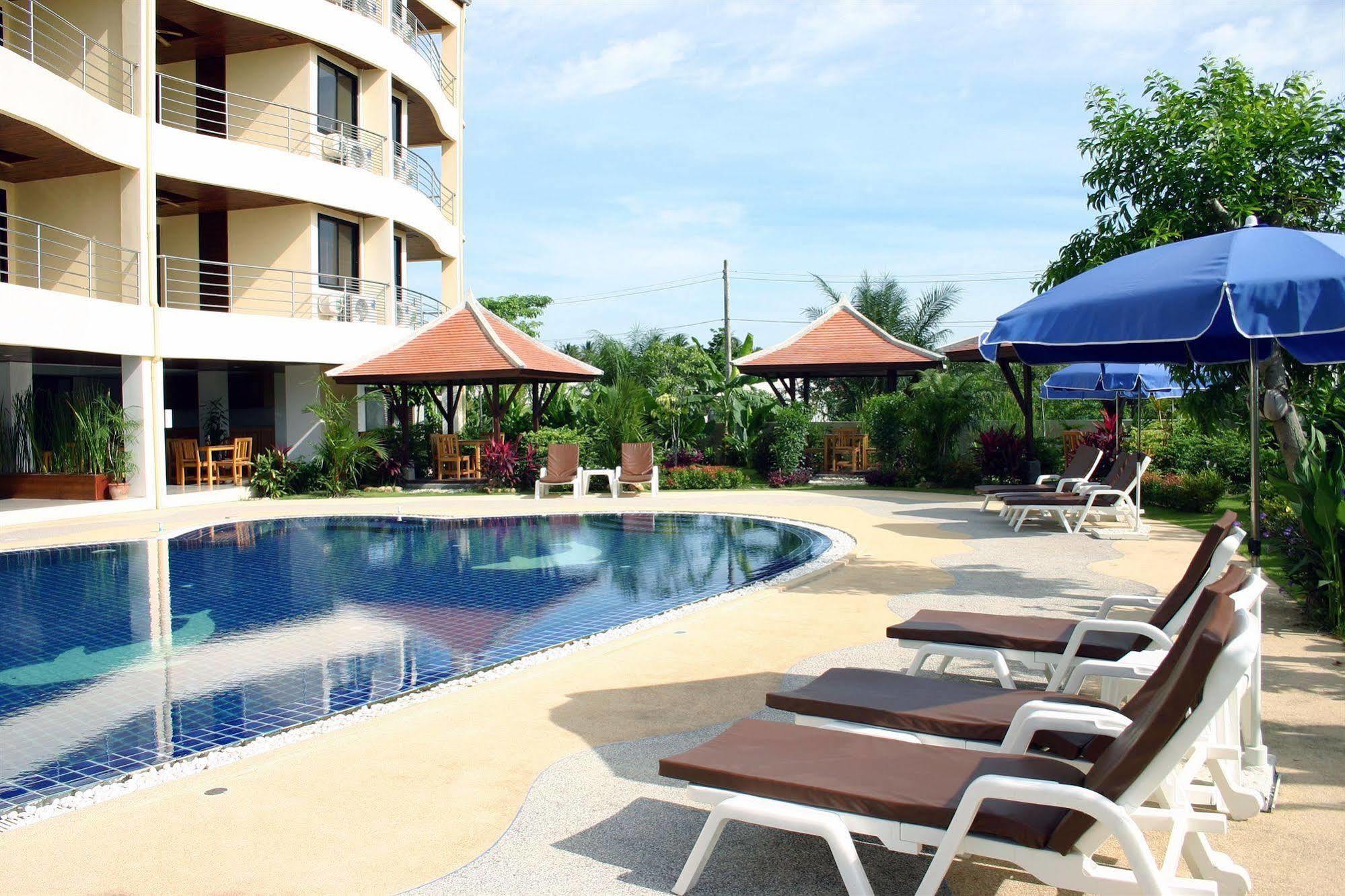 Chaweng Lakeview Condotel Koh Samui Exterior photo