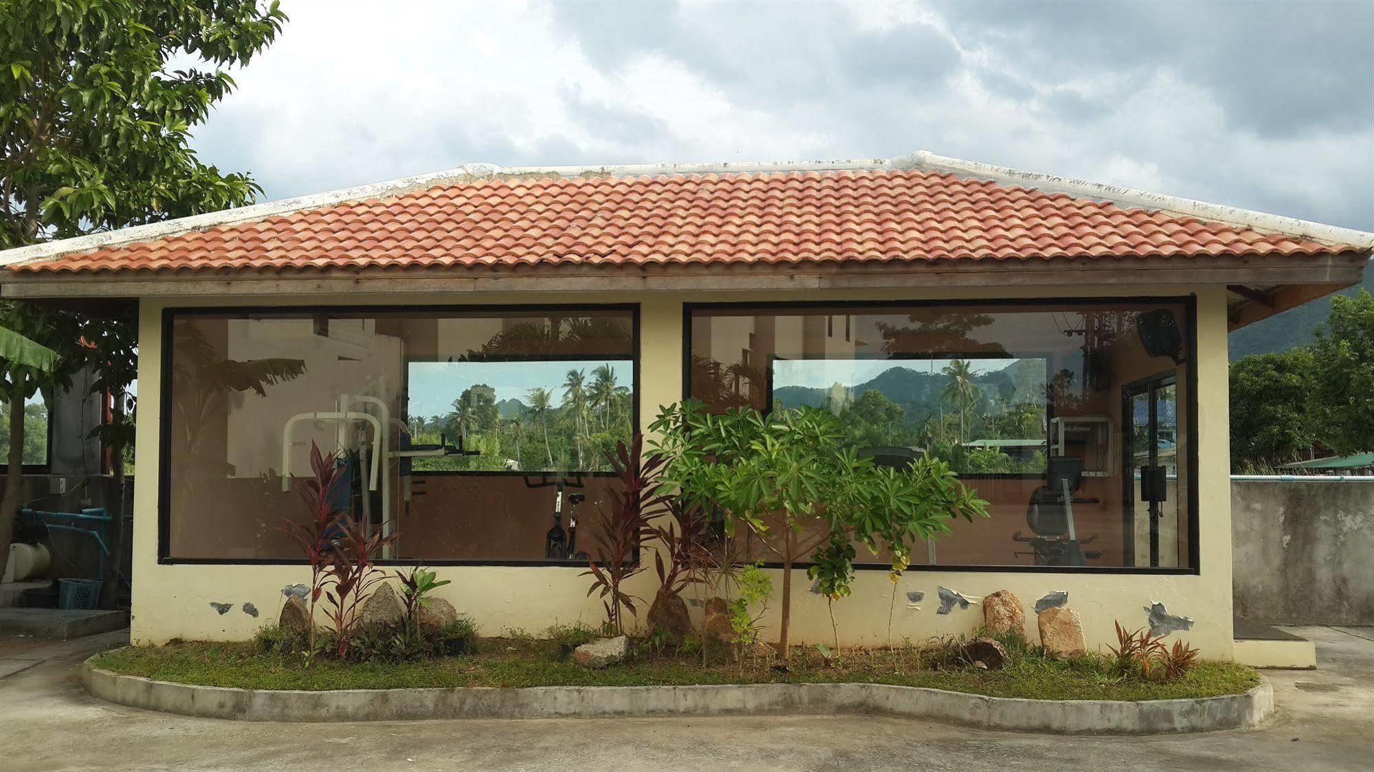 Chaweng Lakeview Condotel Koh Samui Exterior photo